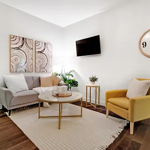 Gorgeous & Stylish 4bdr & 2bth In Downtown Manhattan New York